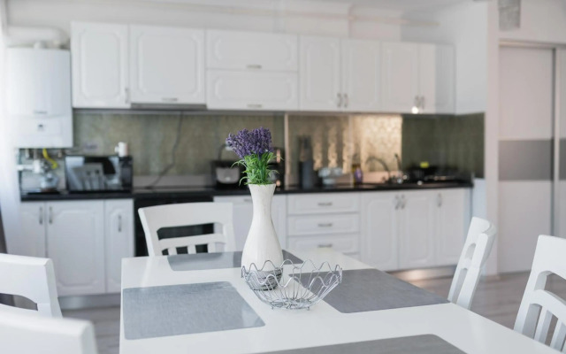 Rania Apartments
