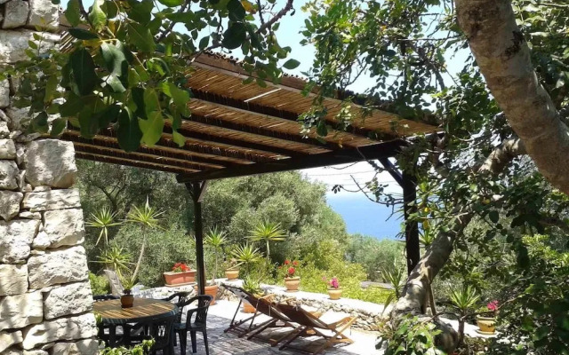 Mirto Sopra - Casa in Pietra sul Mare