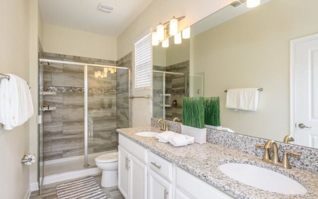 Amazing NEW 5 Bedrooms Champions Gate!