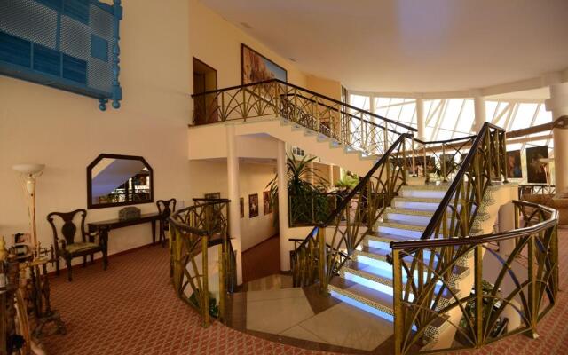 Отель Silky Way