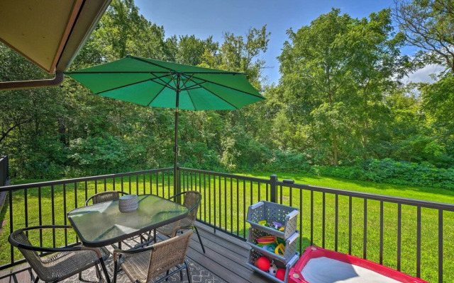 Family-friendly Galena Townhome w/ Community Pools