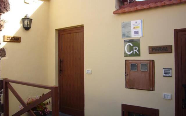 Casas Rurales Los Almendreros - Los Perales