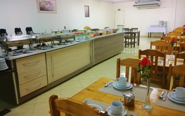Hotel Três Bandeiras