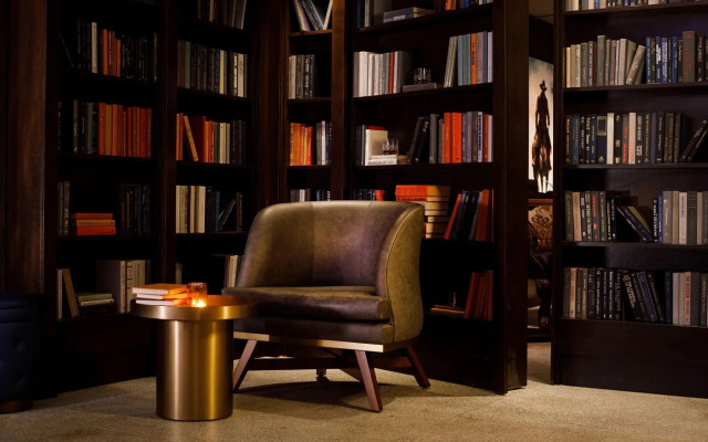 The Barfield, Autograph Collection