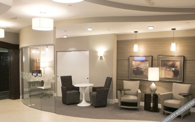 Global Luxury Suites at White Plains