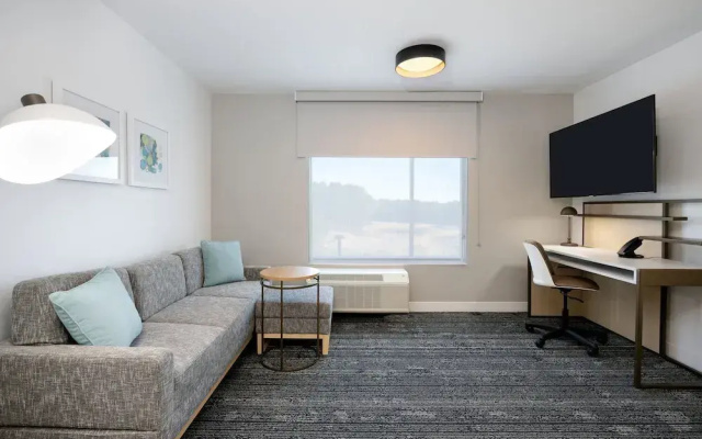 TownePlace Suites Canton Riverstone Parkway