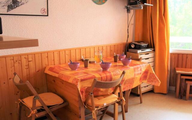 Appartement Vars, 1 pièce, 4 personnes - FR-1-330B-4