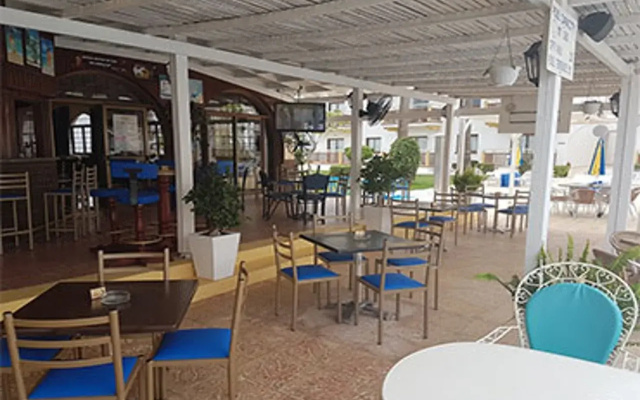 Cosmelenia  Apartments