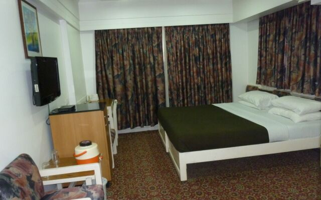 Hotel Balwas International