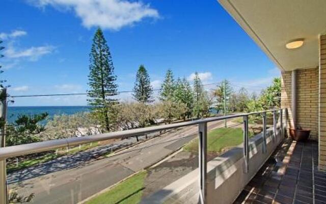 By The Sea Unit 4, 13 Esplanade, Kings Beach
