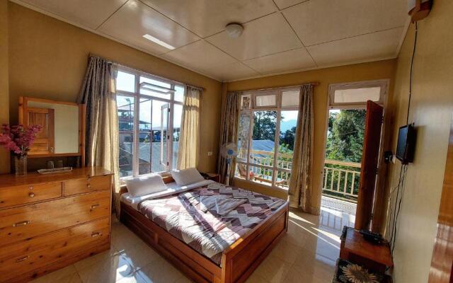 Shikher Guest House