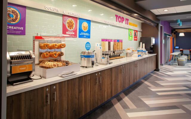 Tru by Hilton Farmville