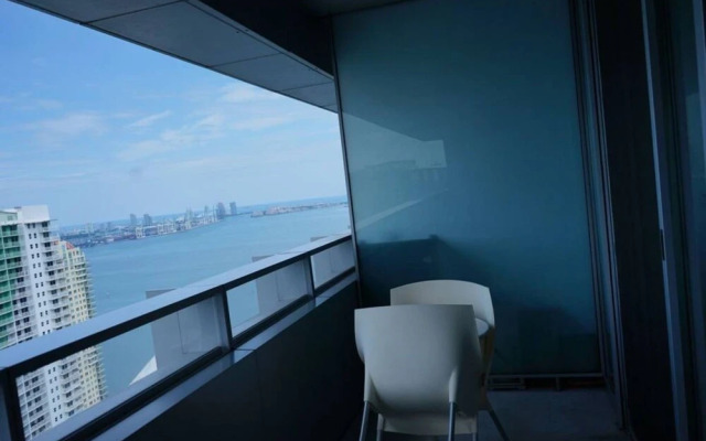 1 bed Condo Brickell-Free Parking