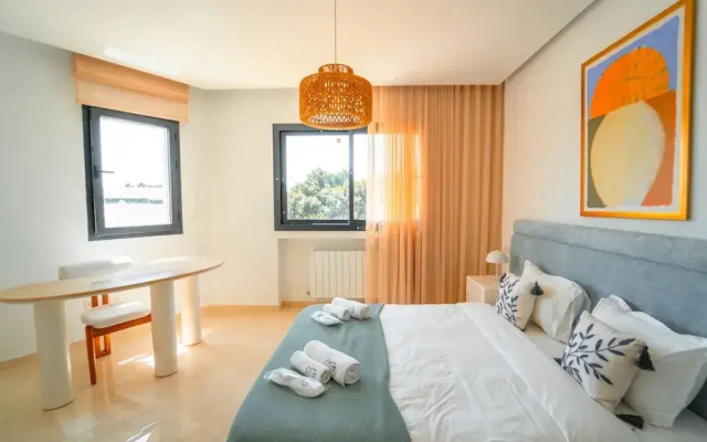 Villa Malaga Luxury for 10 in Central Marsa