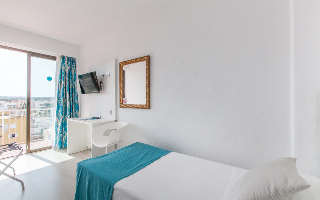 BLUESEA Arenal Tower