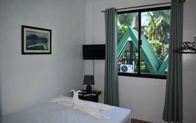 Seaside Travelers Inn by Camiguin Island Home