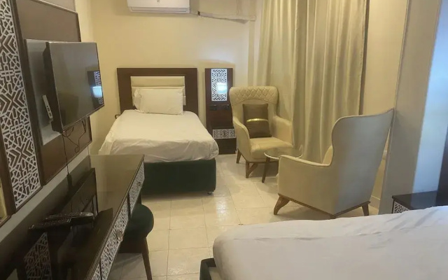 Karnak Hotel Luxor