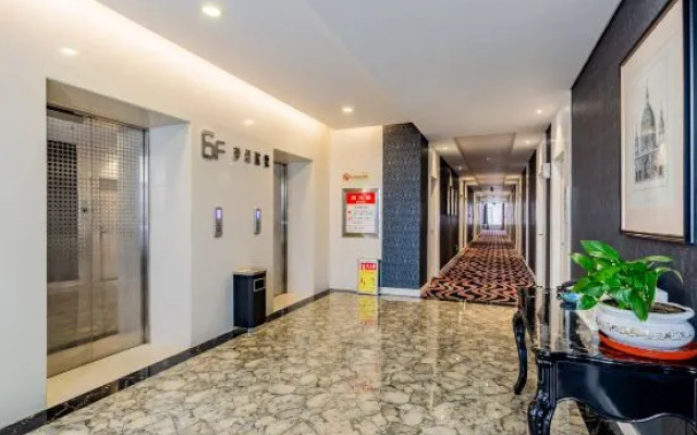 Christine Hotel Baotou