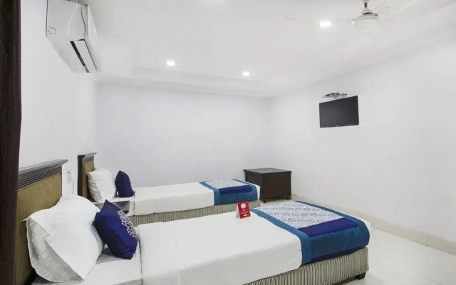 Hotel Srinivasa Central