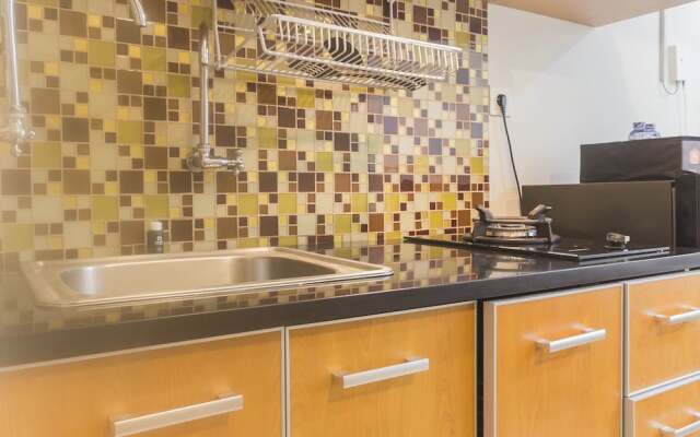 Comfy And Homey Studio Room At Grand Kamala Lagoon Apartment