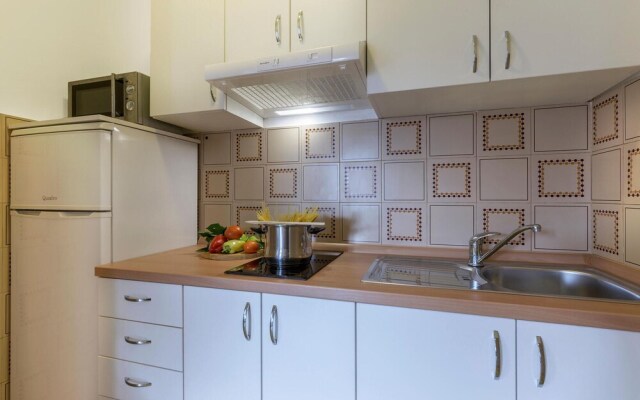 Stunning Apartment in Umag With Wifi