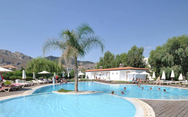 Blue Sea Island Hotel