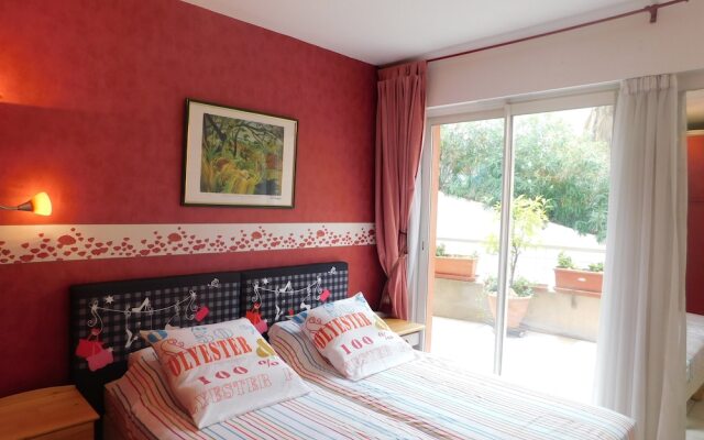 T2, Le Clos de la Reine, climatisation et parking privé