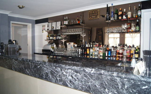 Old Maitland Inn