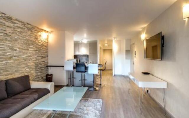 IMMOGROOM - 1 BR - Renovated - Wifi - Close to everything