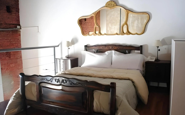 La Fresque Hotel