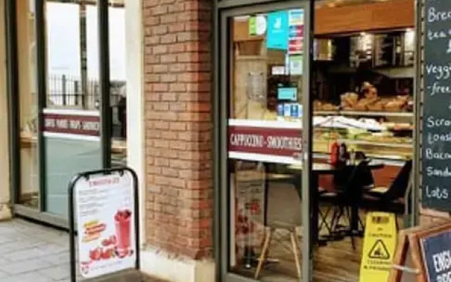 Modern Aircondition 2 Beds 2 Bath Victoria Station