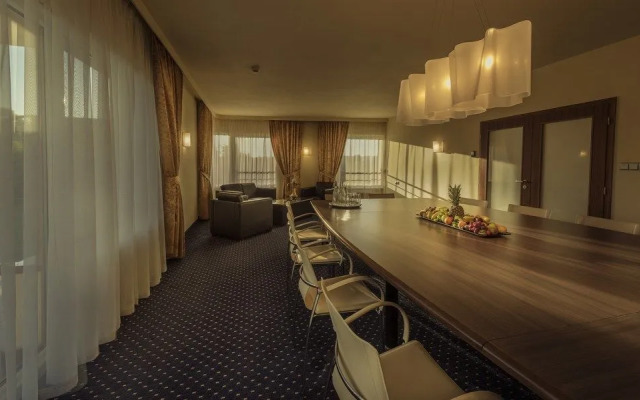 Spa Resort Tree of Life