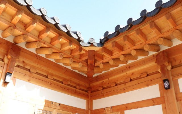 Nadul Hanok
