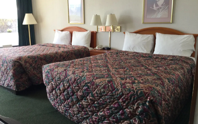 Sunset Inn Clarksville