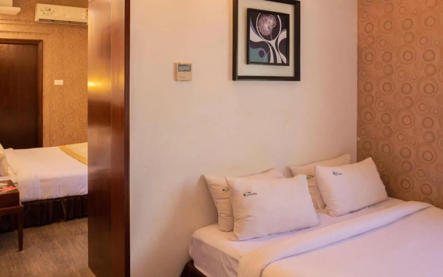 Vits By Spree Hotels Le Pebble