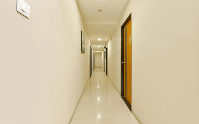 Flagship 76949 Hotel Happinex