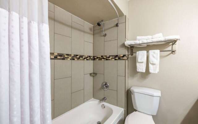 Days Inn by Wyndham Roswell