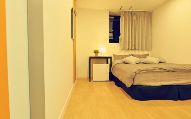 OYO Hostel Myeongdong 3