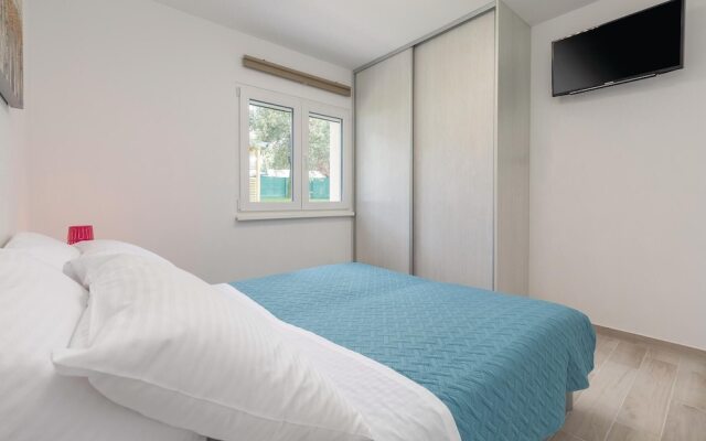 Stunning Home in Rovinj With Wifi and 2 Bedrooms