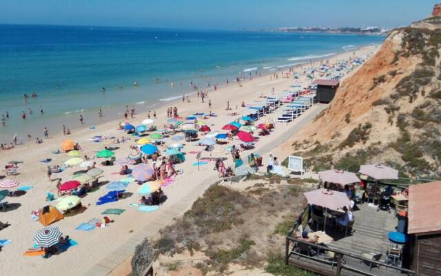 Beach Falésia Alfamar