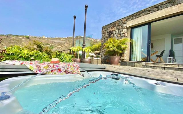 Casa Lava Luminosa y con Magníficas Vistas