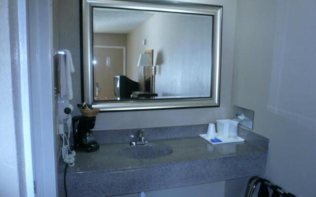 Executive Inn by OYO Kilgore North