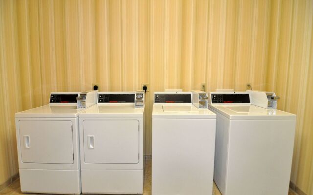 Country Inn & Suites by Radisson, Pensacola West, FL