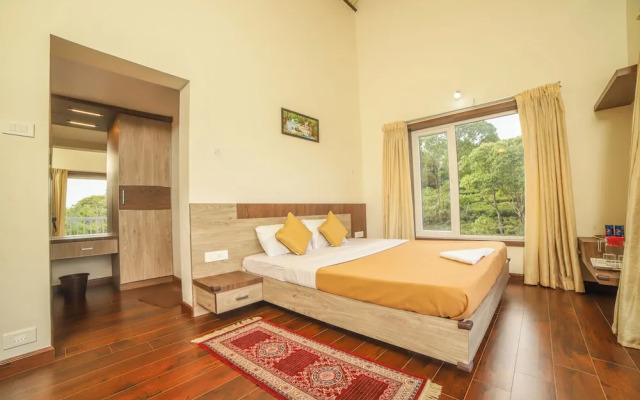Moving Mist Villa