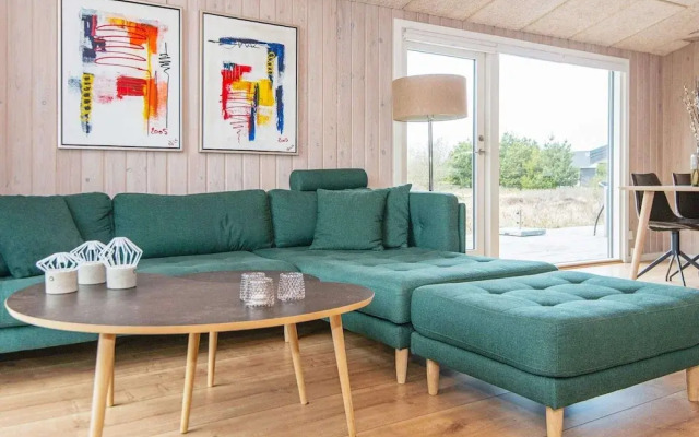 Fabulous Holiday Home in FanÃ¸ near Sea