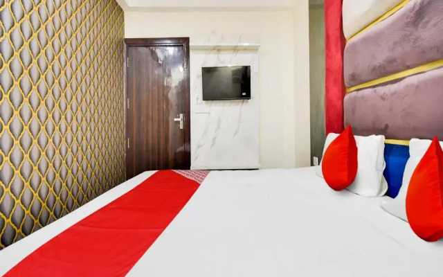 Hotel Double R