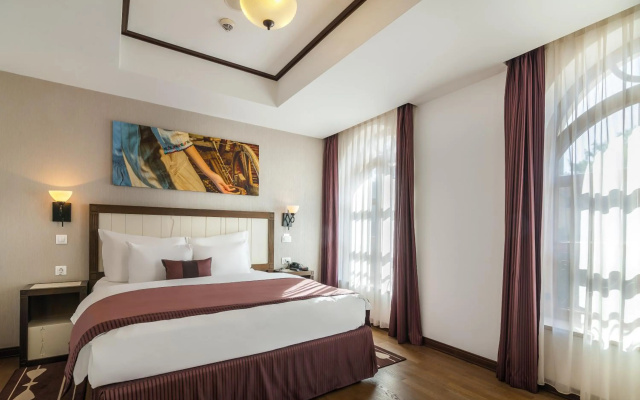 Epoque Hotel - Relais & Chateaux