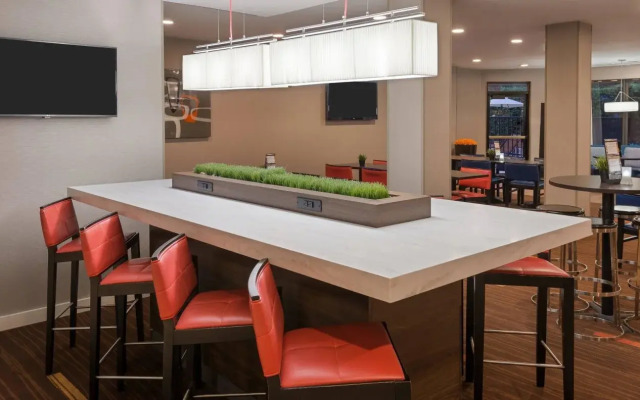 Courtyard by Marriott Orlando Altamonte Springs/Maitland