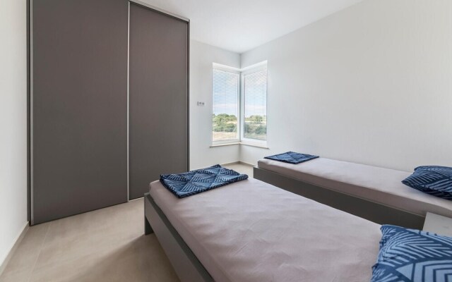 Amazing Apartment in Stinjan With 2 Bedrooms and Wifi