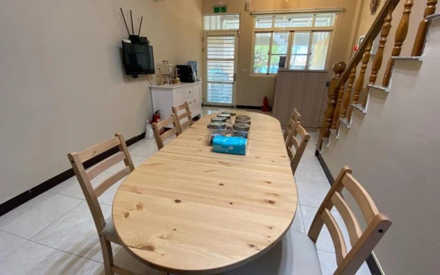 Small Ryukyu Loju sunrise Inn